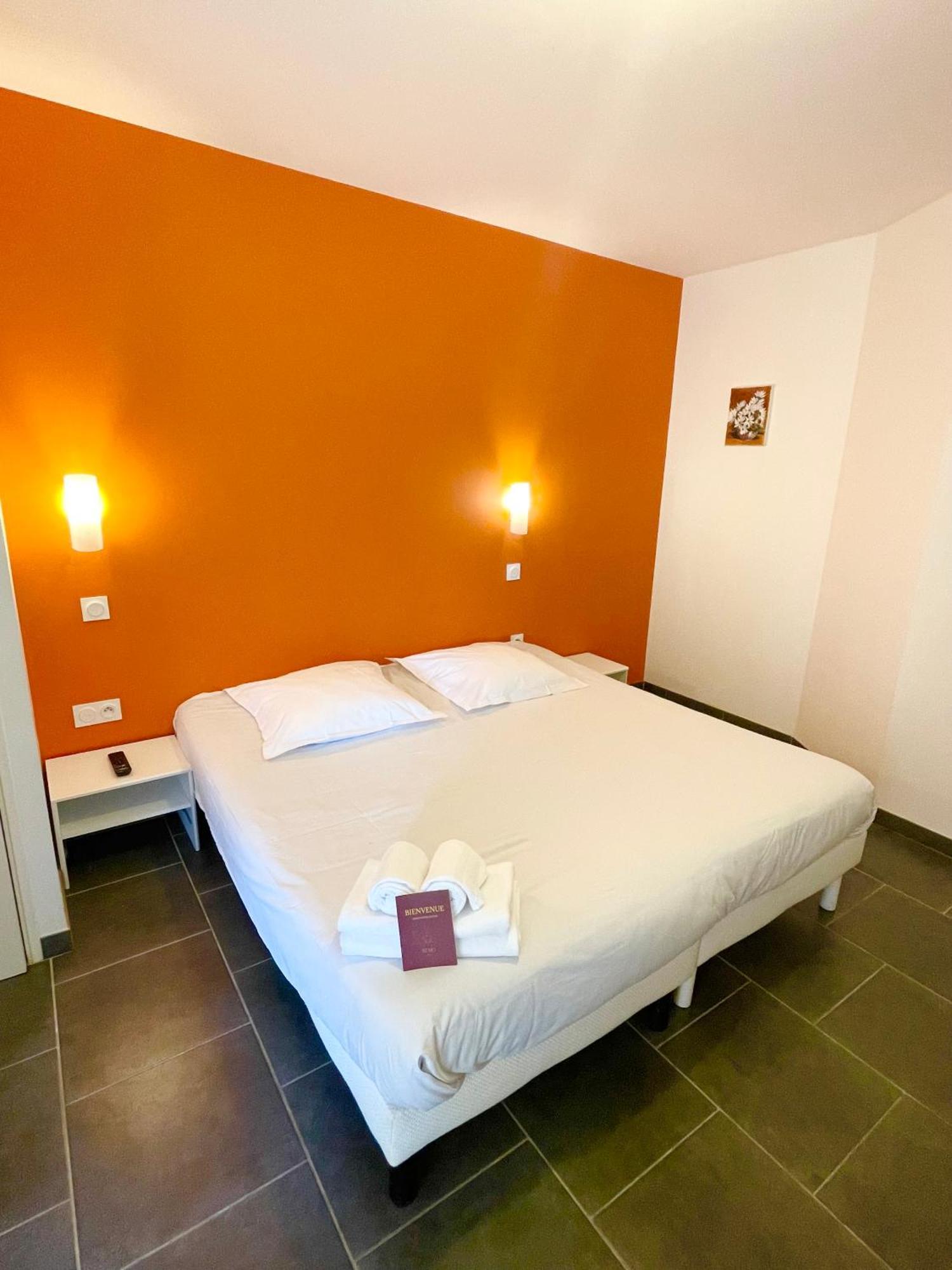 Hotel Nemo Aeroport De Pau - Kb Hotel Group Sauvagnon Buitenkant foto