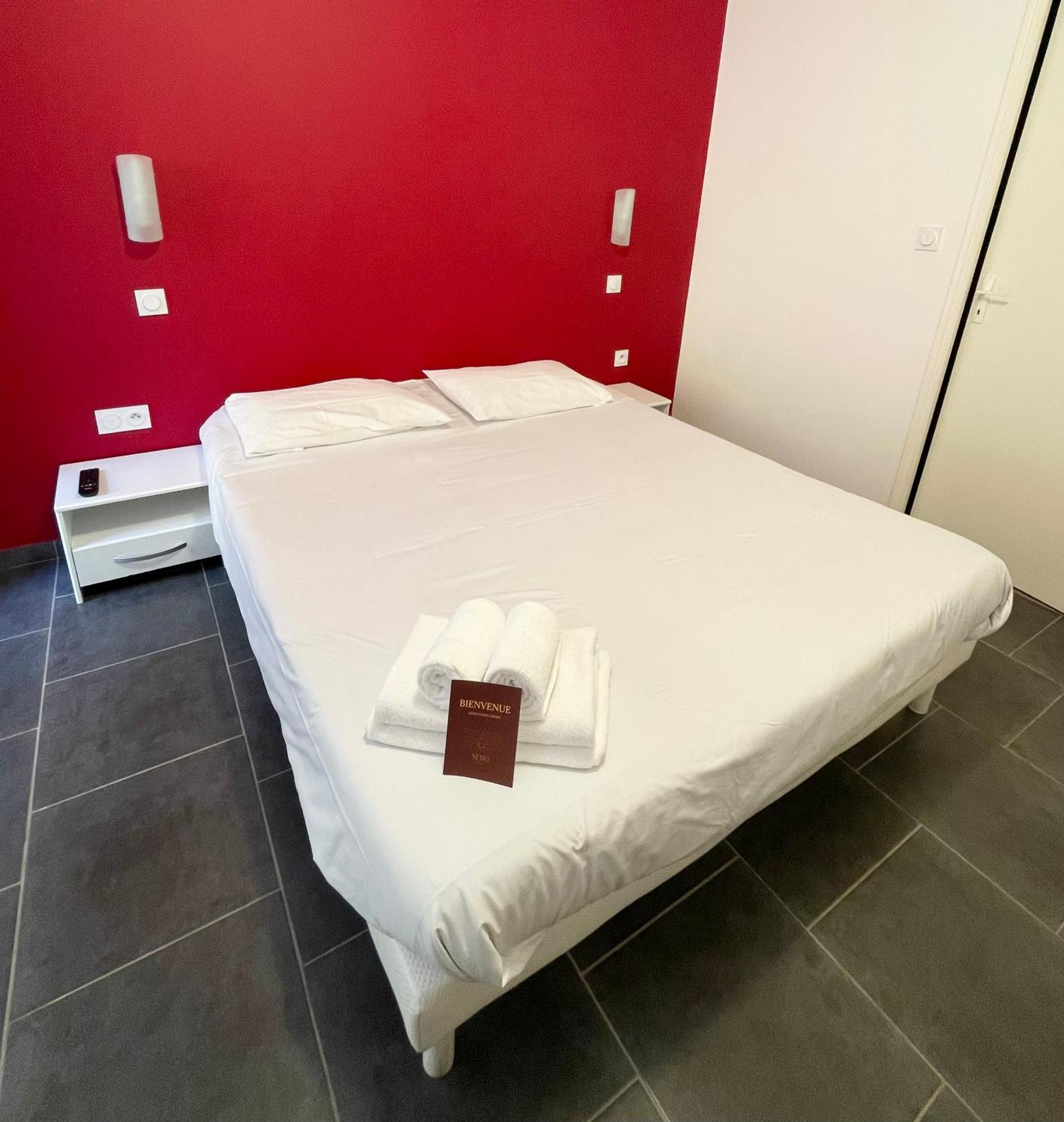 Hotel Nemo Aeroport De Pau - Kb Hotel Group Sauvagnon Buitenkant foto